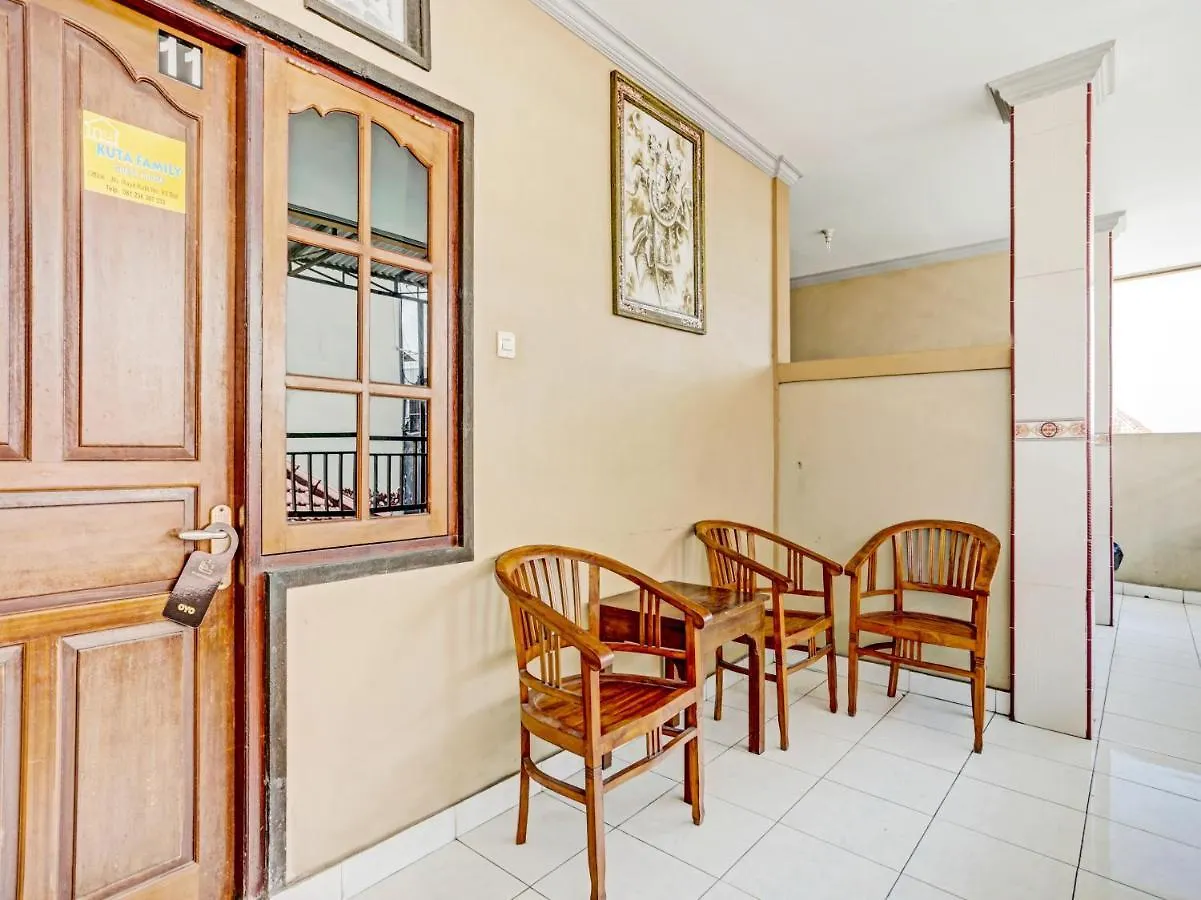 Oyo 90520 Kuta Family Guest House Denpasar  0*, Denpasar (Bali) Indonesia