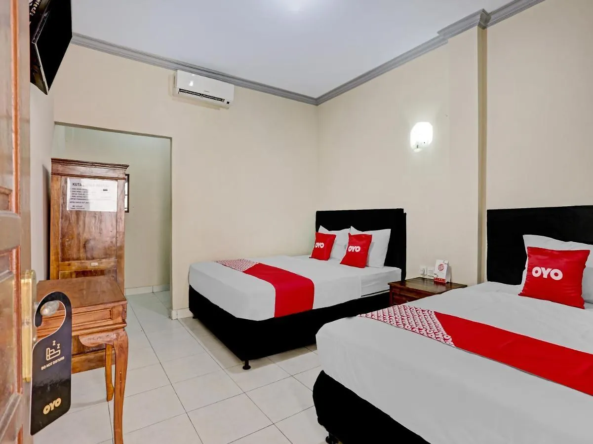 Oyo 90520 Kuta Family Guest House Denpasar  Denpasar (Bali)