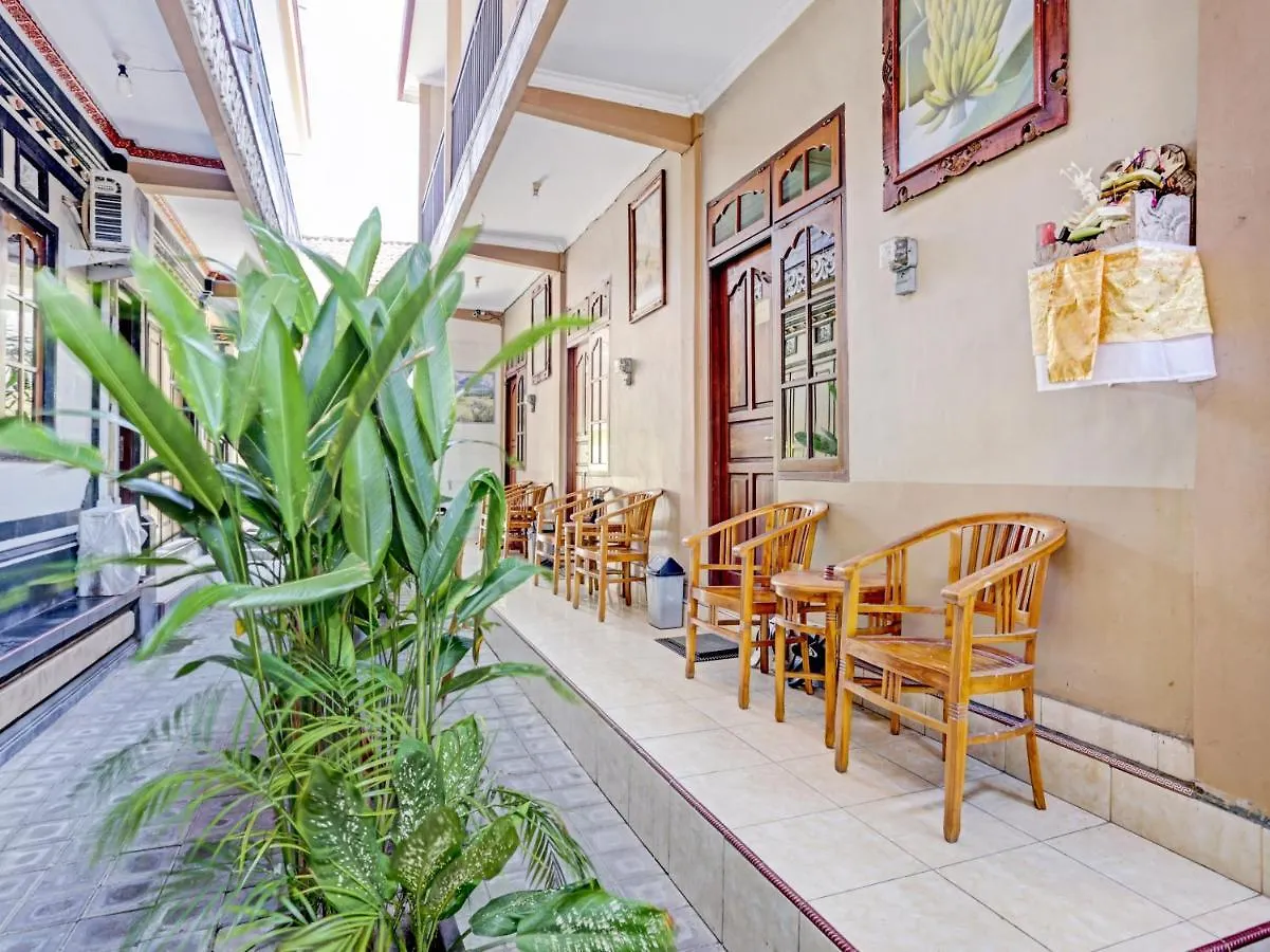 Hotel Oyo 90520 Kuta Family Guest House Denpasar  Indonesia